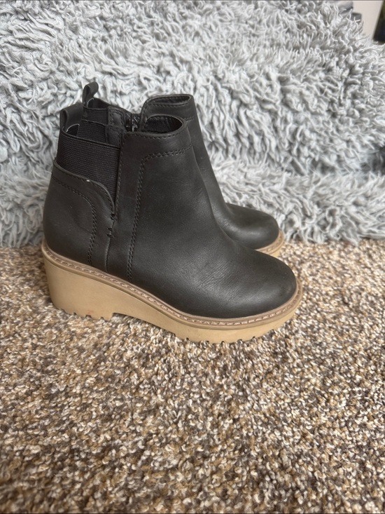 Dolce Vita Shoes - Black Wedge Ankle Booties with Tan Platform